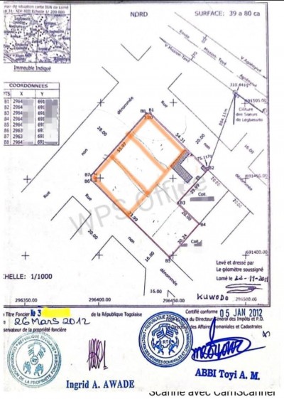 3 lots collés cloturés avec titre foncier global